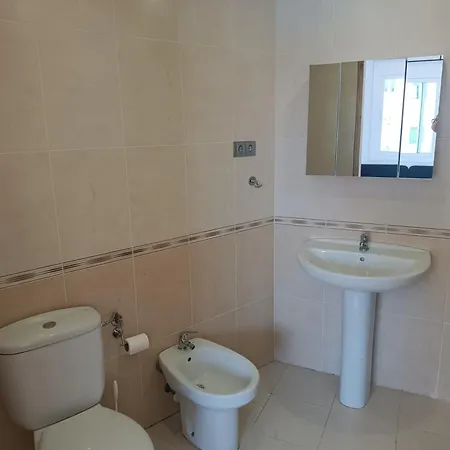 Illa De Buda Daire Sant Jaume d'Enveja